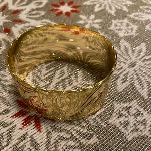 Hawaiian Bracelet Bangle
